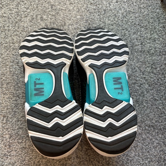 Nike Hyper Adapt 1.0 - Picture 2 of 7